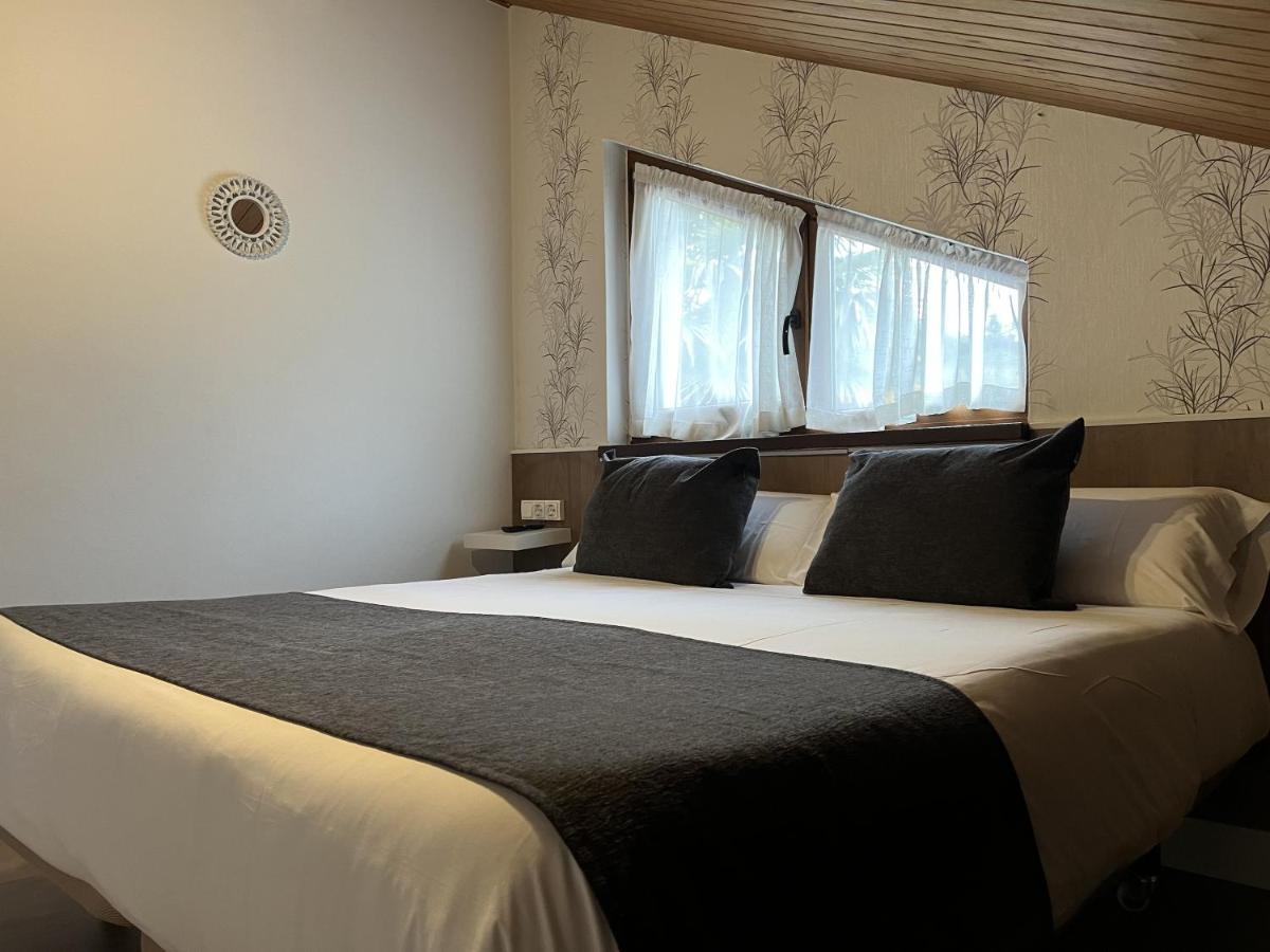 Hotel Avelina Cangas de Onis Luaran gambar