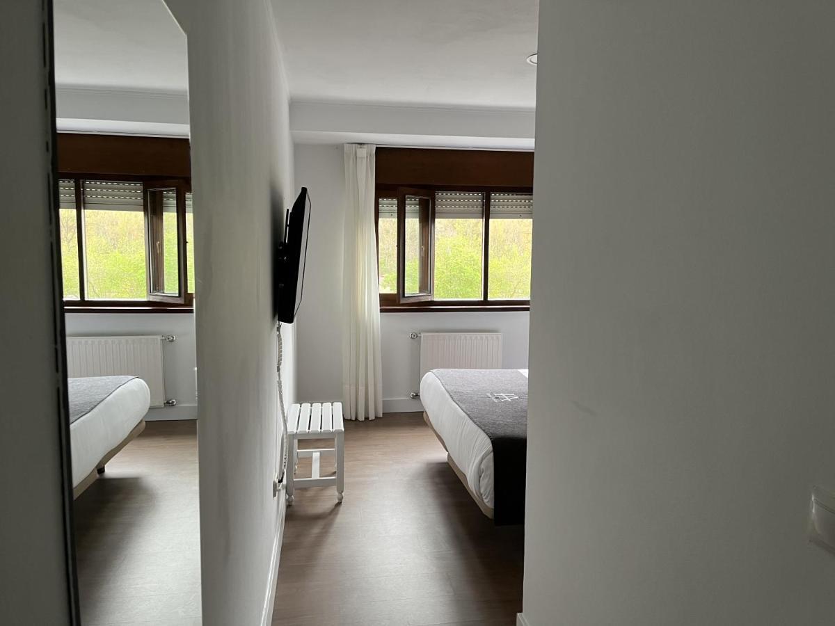 Hotel Avelina Cangas de Onis Luaran gambar