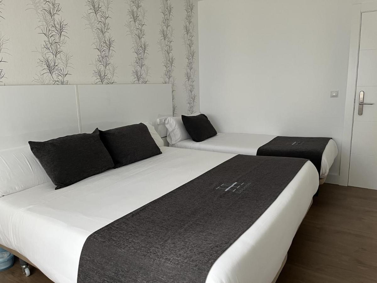 Hotel Avelina Cangas de Onis Luaran gambar