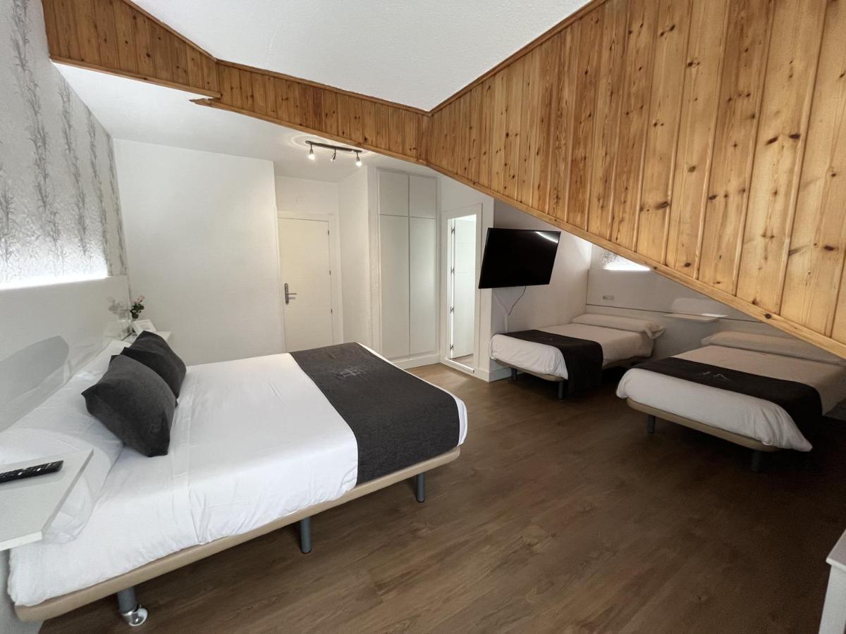 Hotel Avelina Cangas de Onis Luaran gambar