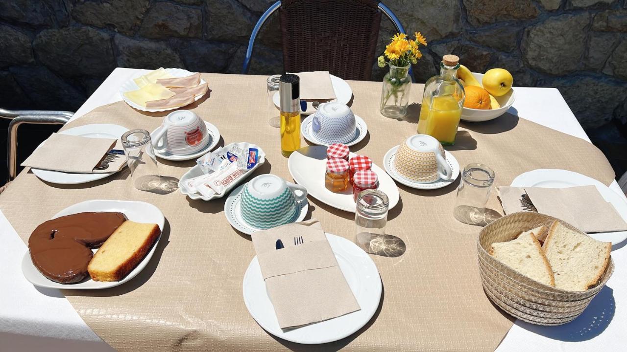 Hotel Avelina Cangas de Onis Luaran gambar