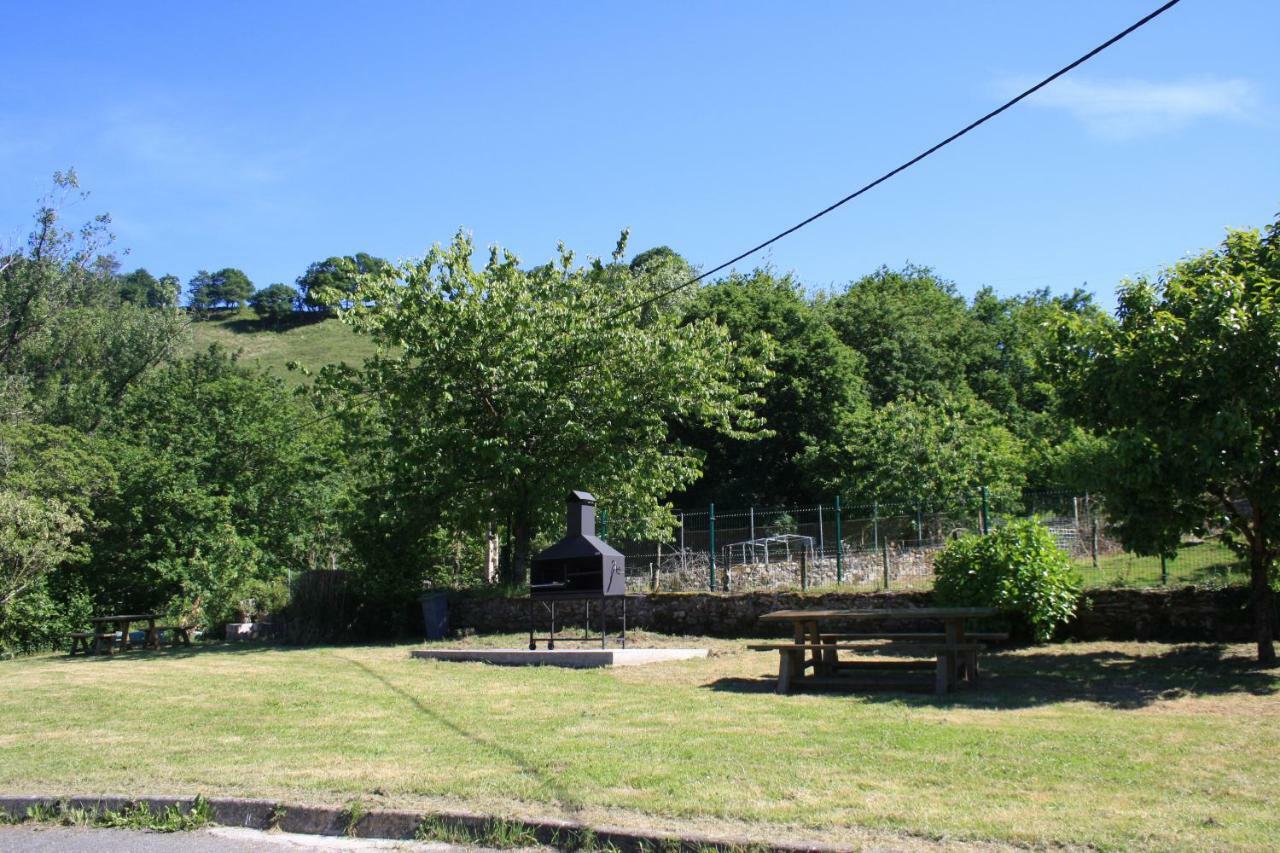 Hotel Avelina Cangas de Onis Luaran gambar